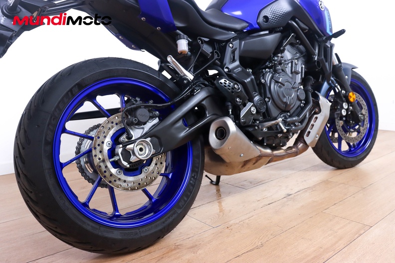 Motorbike image 3