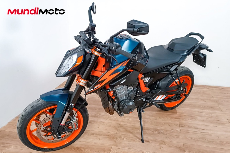 Motorbike image 6