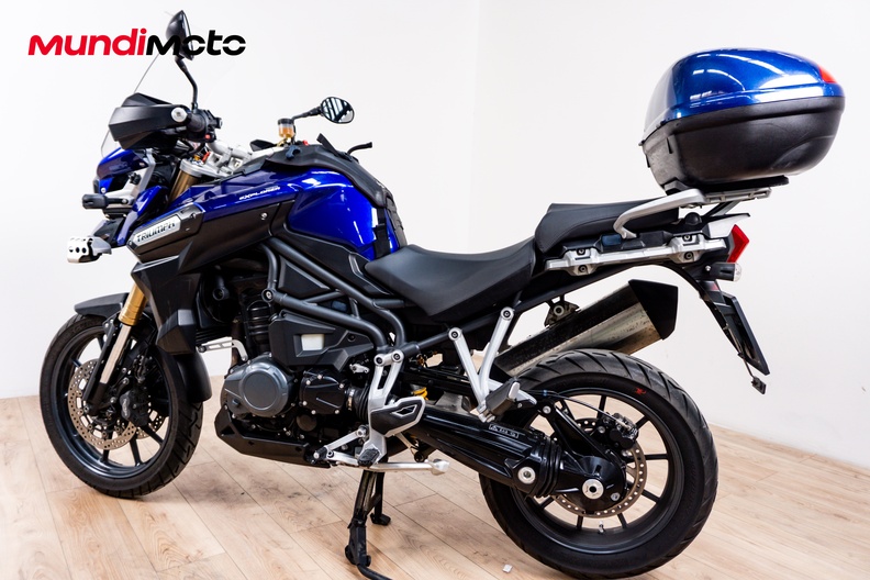 Motorbike image 7