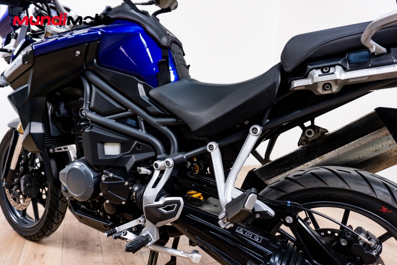 Motorbike image 8