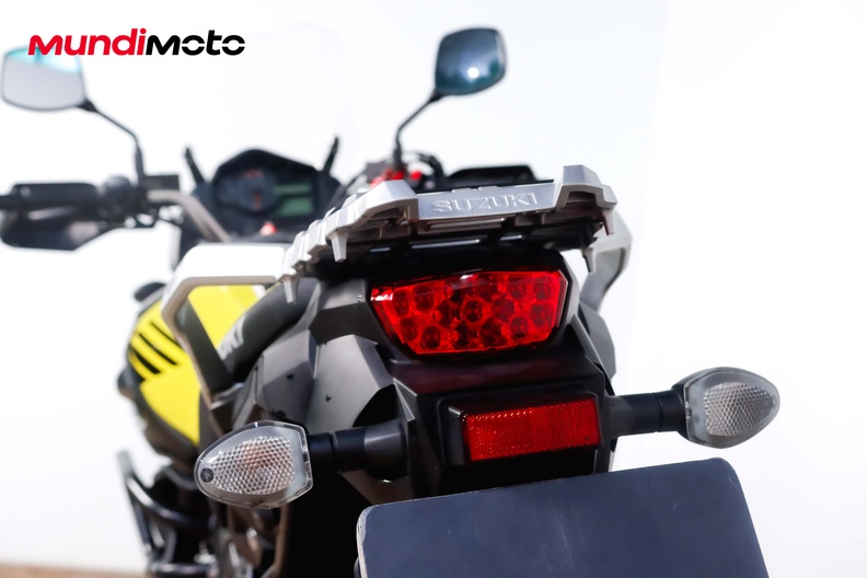Motorbike image 9