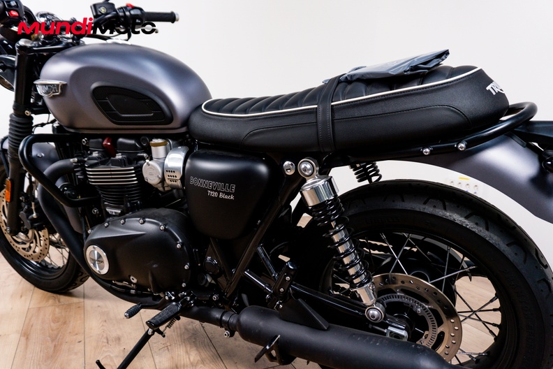 Motorbike image 8