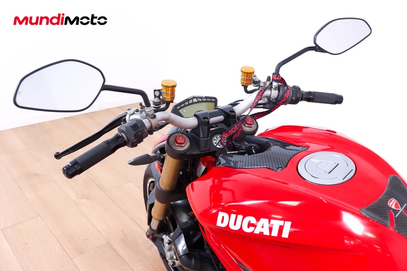 Motorbike image 10