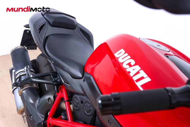 Motorbike image 12