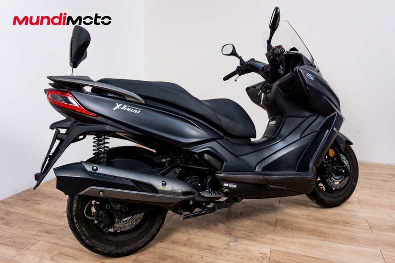 Motorbike image 2
