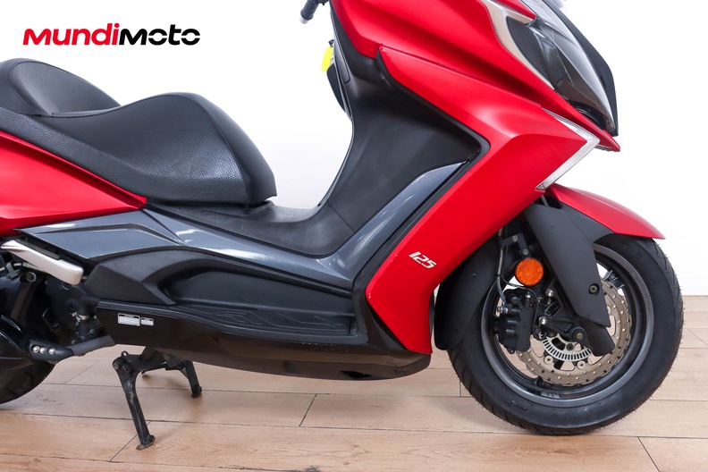 Motorbike image 13