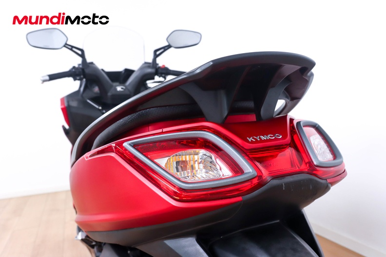 Motorbike image 9