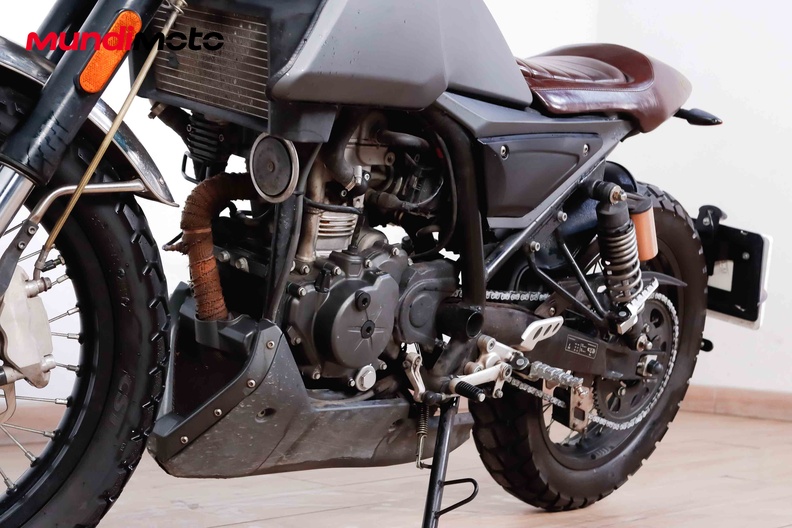 Motorbike image 8
