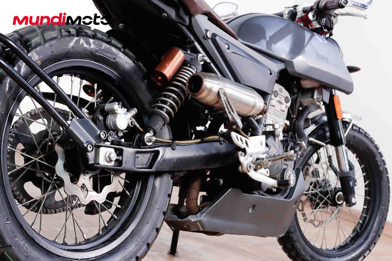 Motorbike image 3