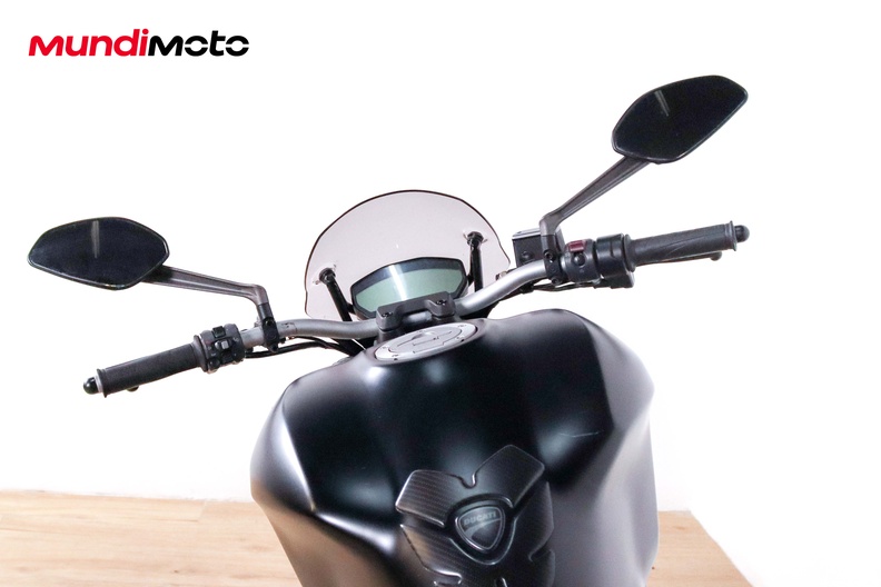 Motorbike image 10