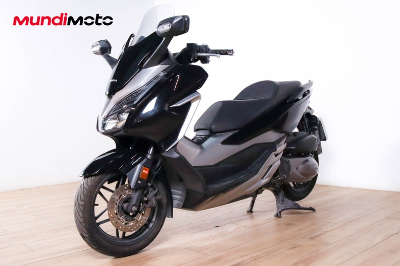 Motorbike image 7
