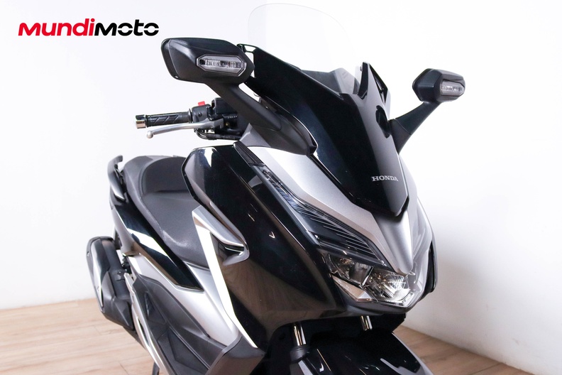 Motorbike image 4