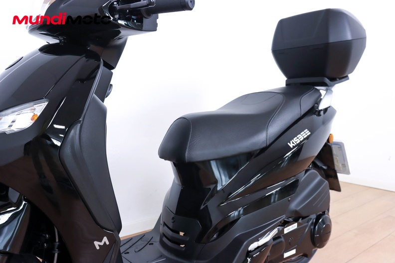 Motorbike image 8