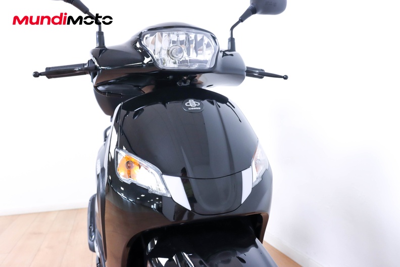 Motorbike image 4