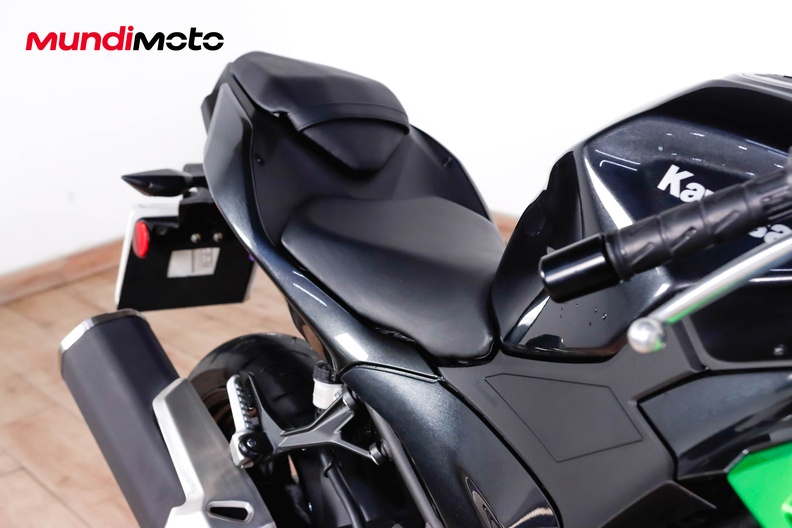 Motorbike image 12