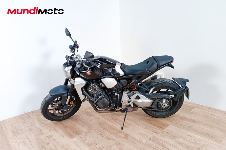 Motorbike image 5