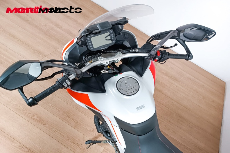 Motorbike image 12