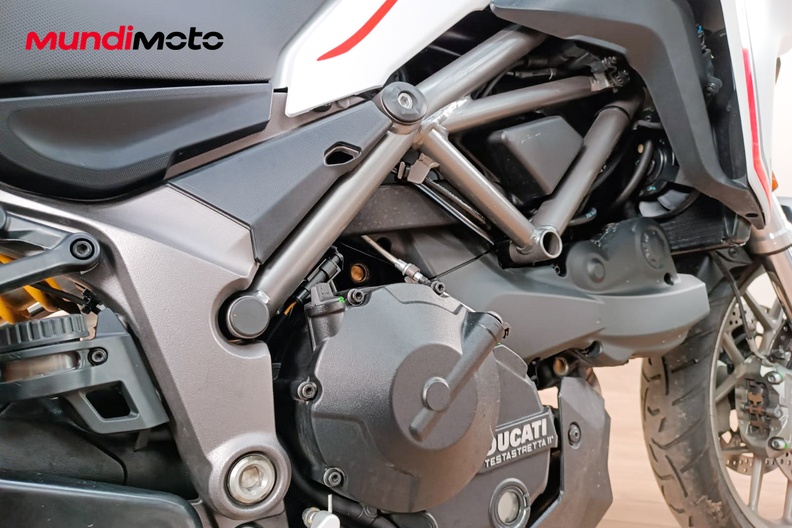 Motorbike image 3