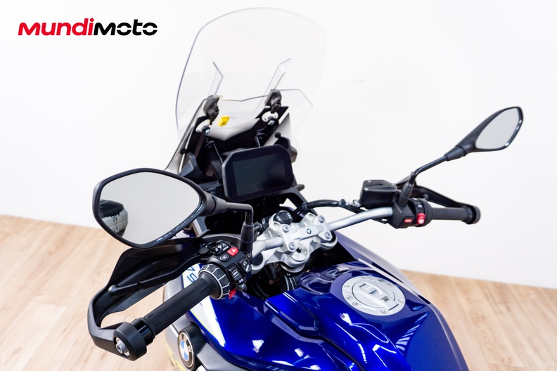 Motorbike image 10