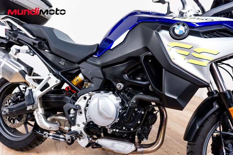 Motorbike image 4