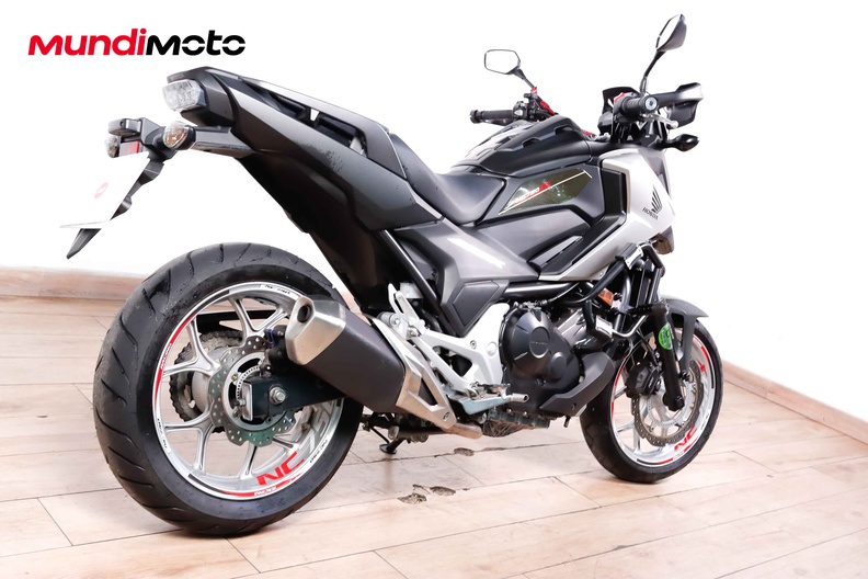 Motorbike image 2