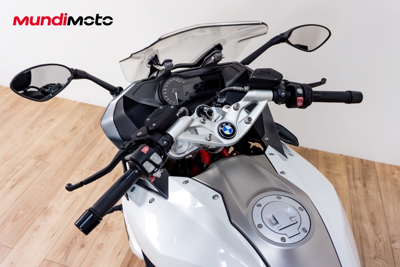 Motorbike image 10