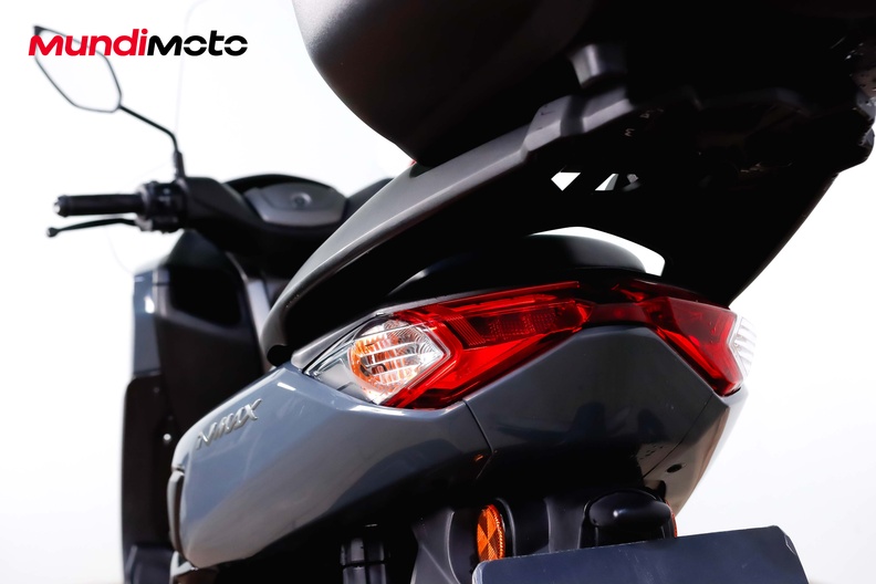 Motorbike image 9
