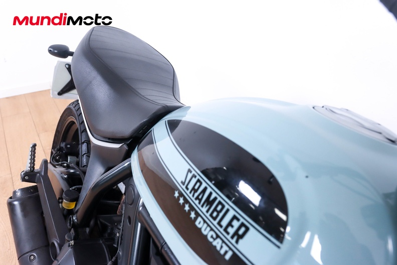 Motorbike image 12
