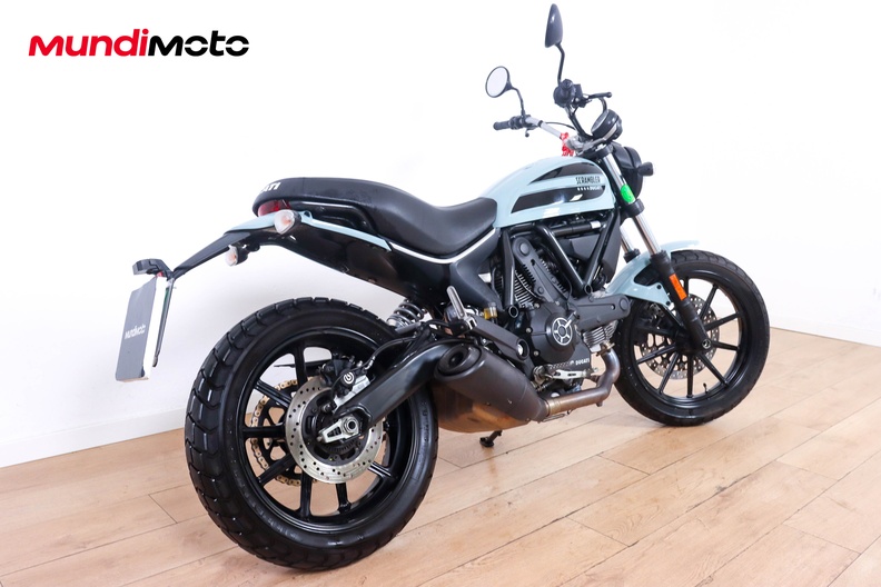 Motorbike image 2