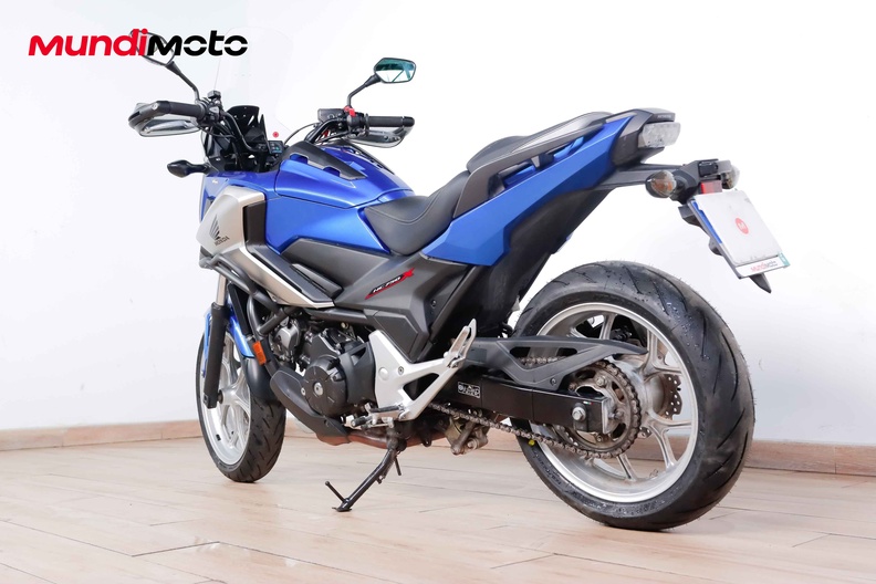 Motorbike image 6