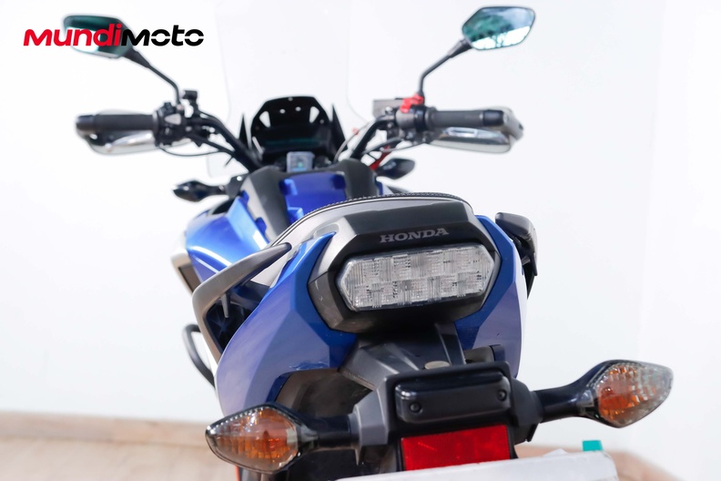 Motorbike image 9