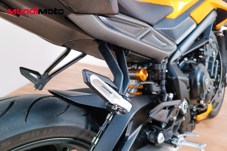 Motorbike image 3