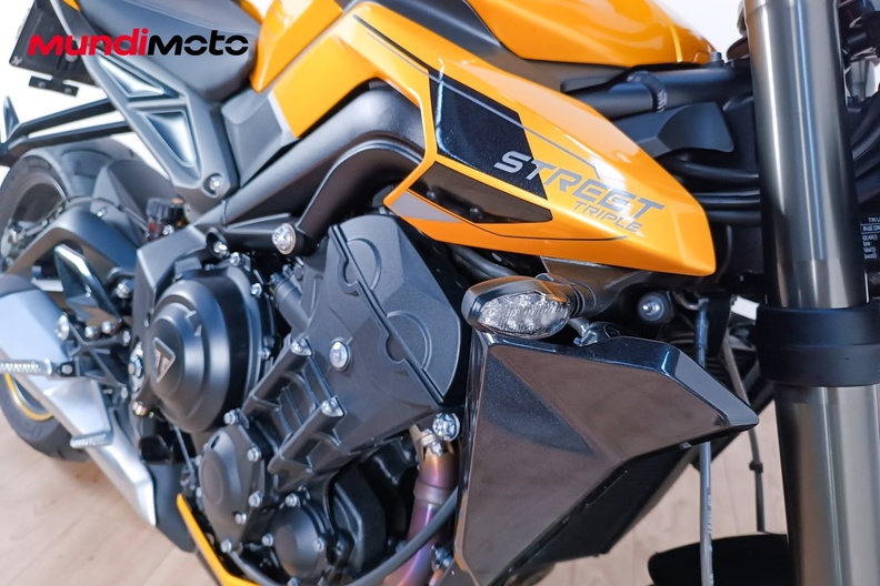 Motorbike image 4
