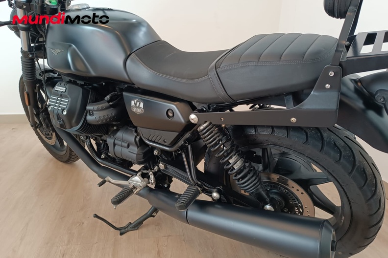 Motorbike image 8