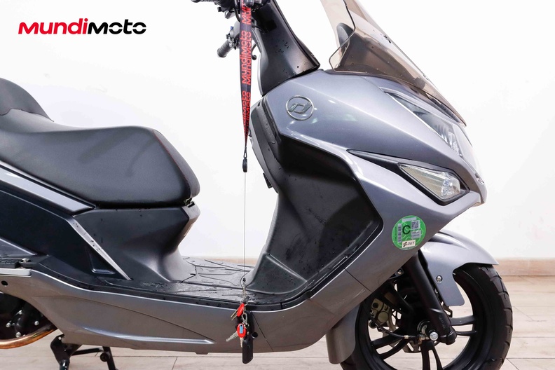 Motorbike image 12