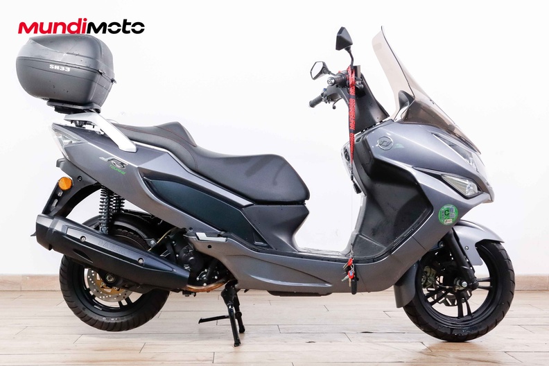 Motorbike image 0