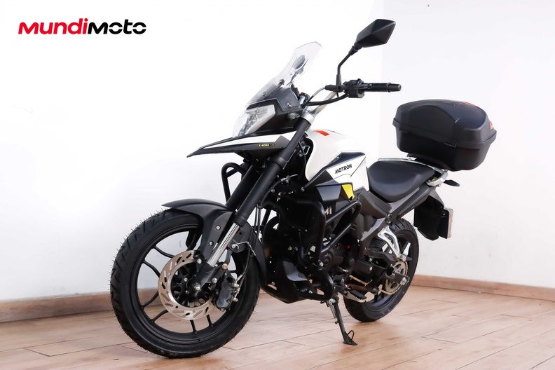 Motorbike image 7