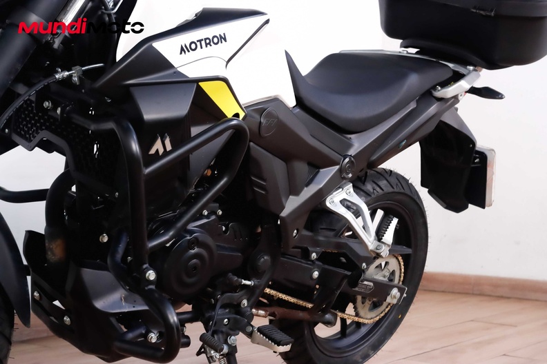 Motorbike image 8