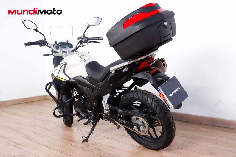 Motorbike image 6