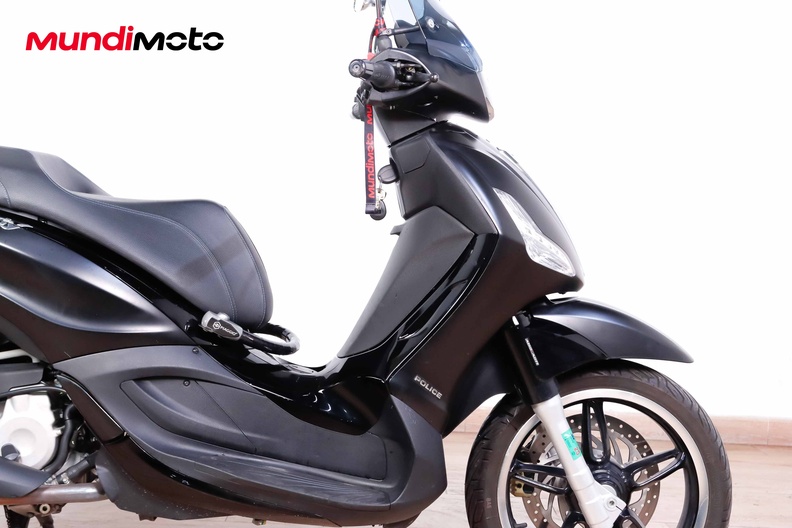 Motorbike image 12