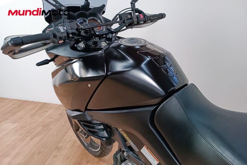 Motorbike image 8