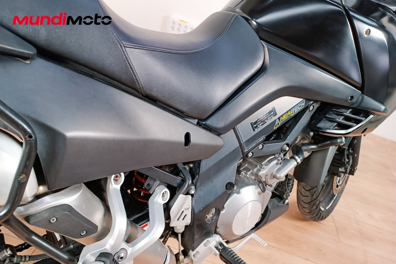 Motorbike image 3