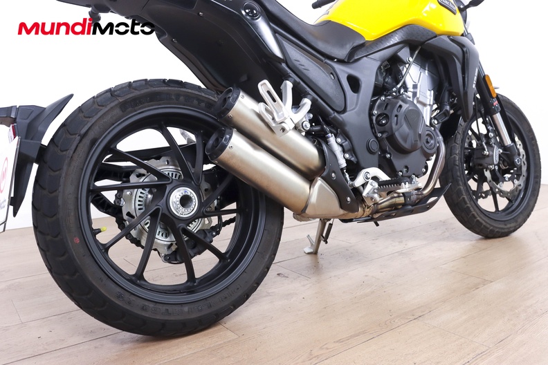 Motorbike image 3
