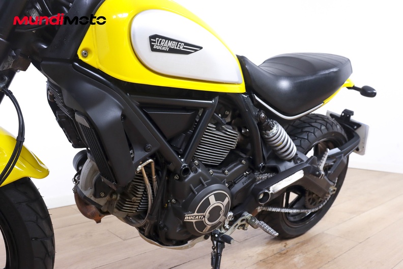 Motorbike image 8
