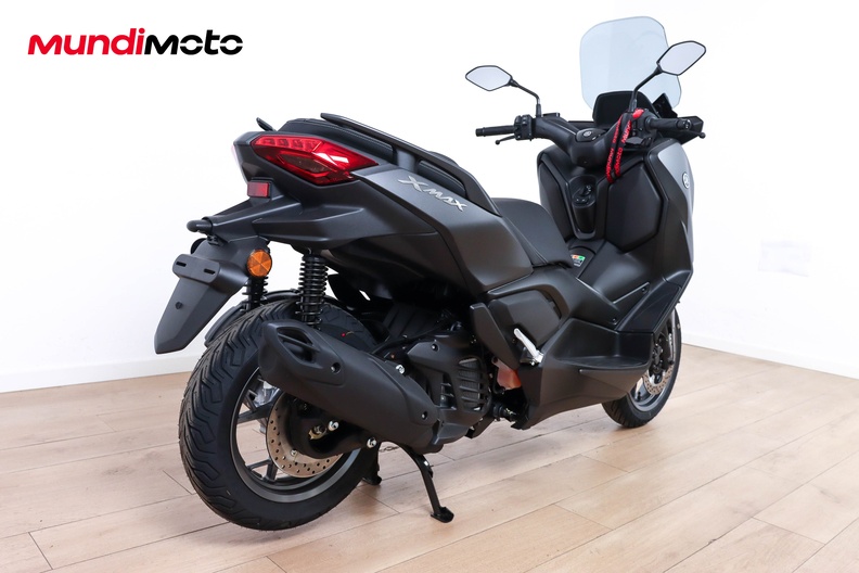 Motorbike image 2