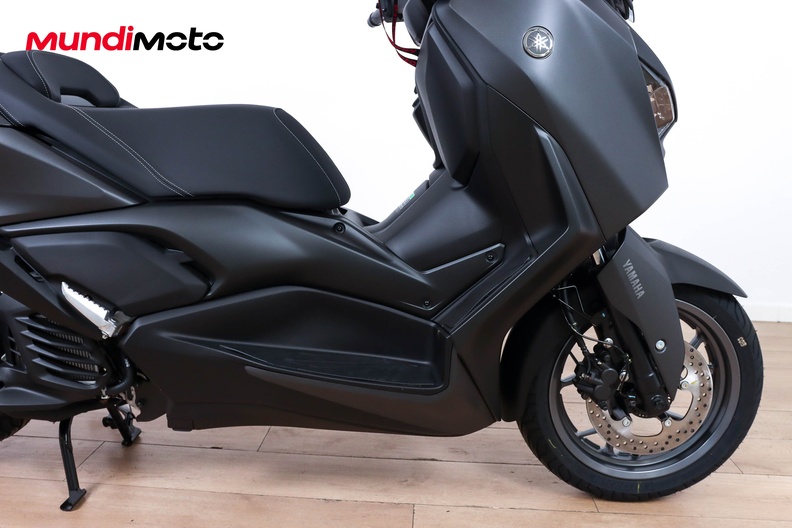Motorbike image 4