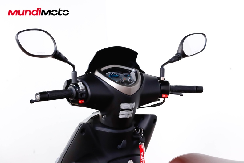 Motorbike image 10