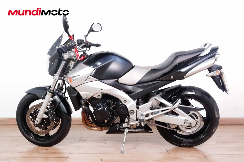 Motorbike image 5