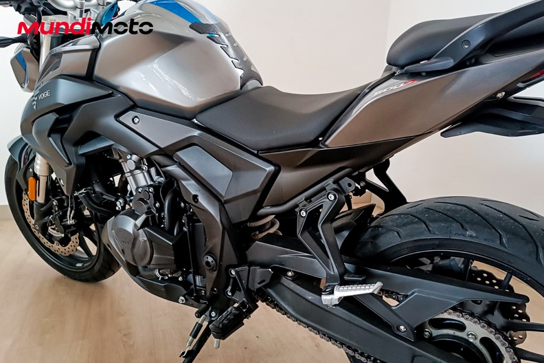 Motorbike image 8