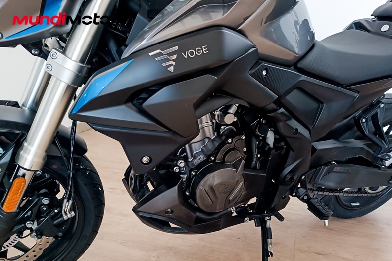 Motorbike image 9